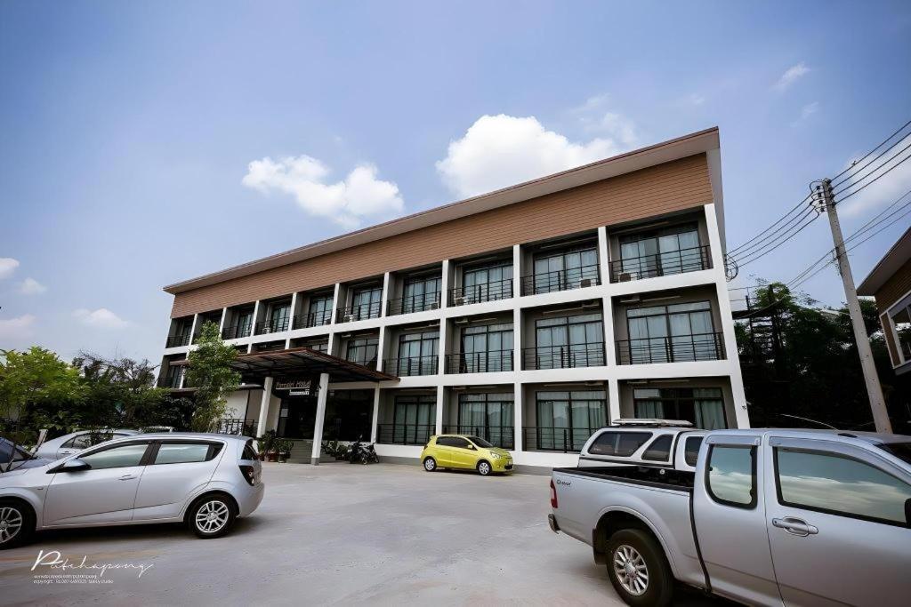 Pornsiri Hotel Sisaket Exteriér fotografie