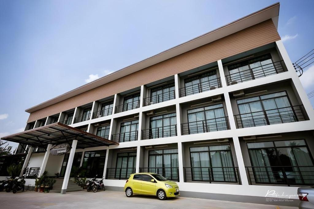 Pornsiri Hotel Sisaket Exteriér fotografie